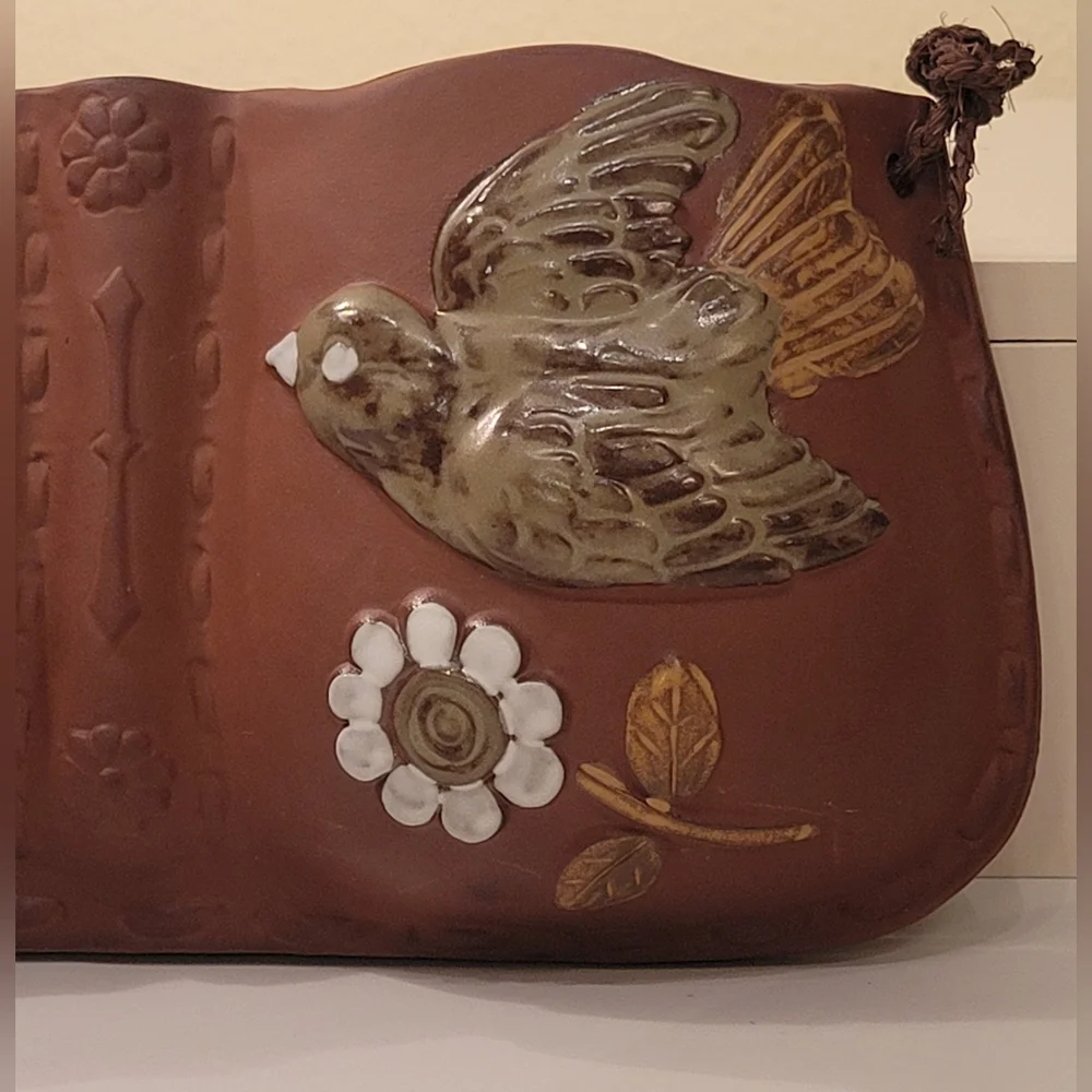 Pocket Wall Hanging - Picture 8 of 10